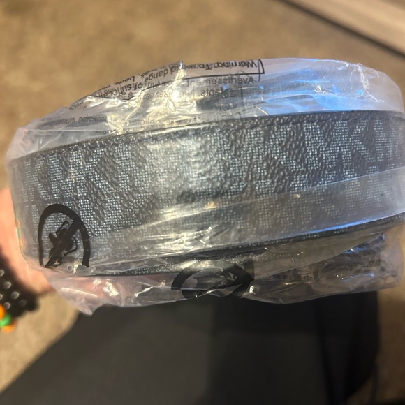 MK belt I got a all blue one and a black one with red - Picture 2 of 4